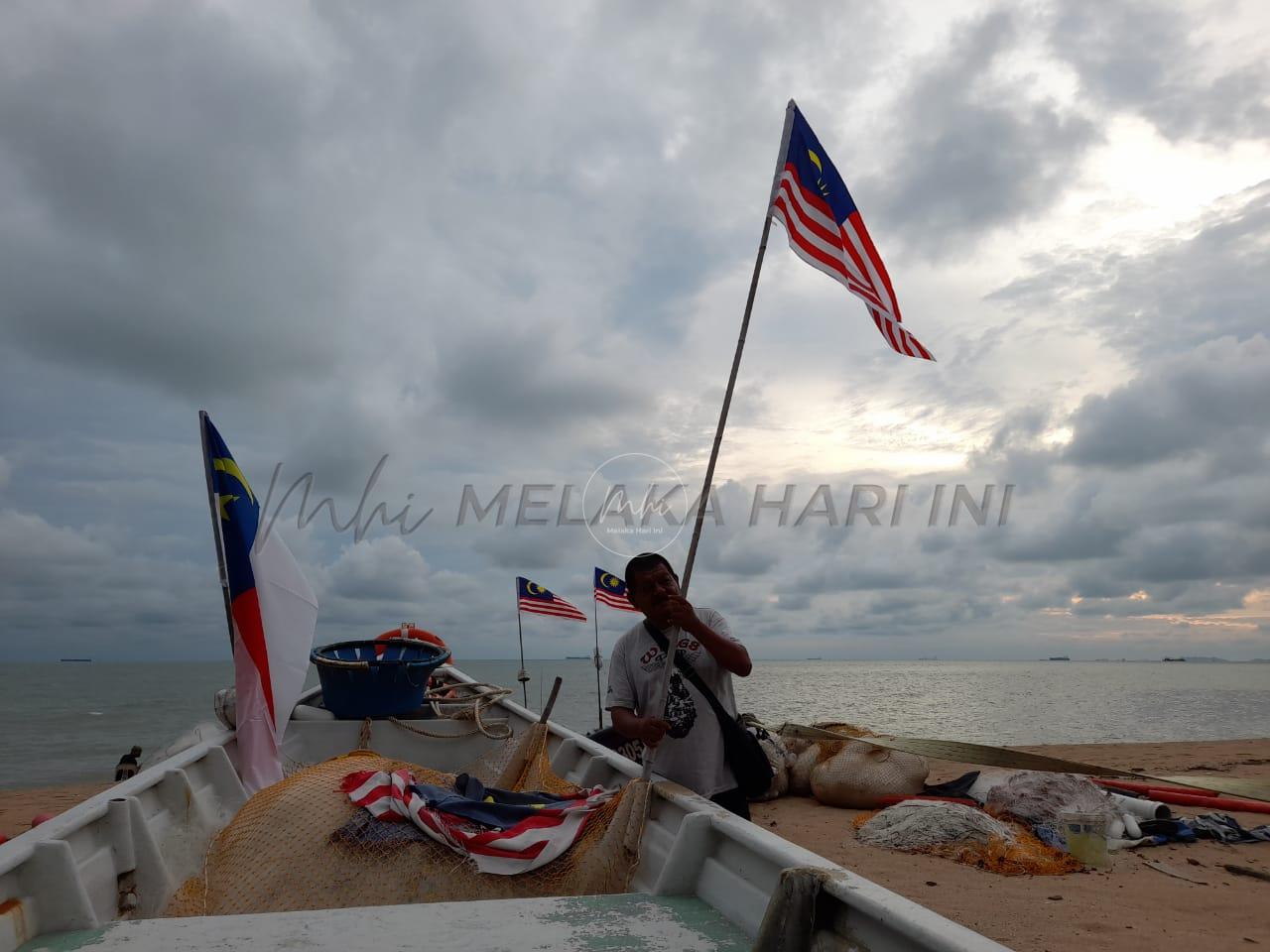 OKU semangat kibar Jalur Gemilang