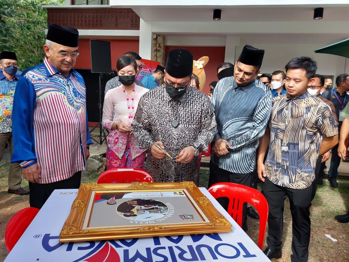 Festival makanan, buah-buahan Melaka tarik pelancong