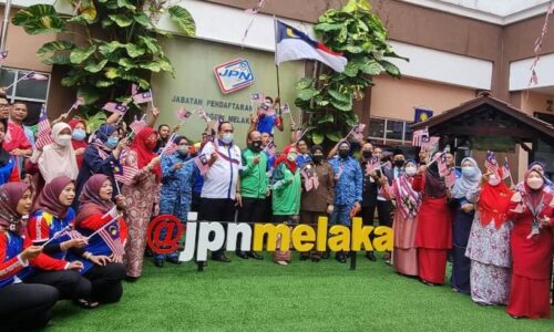 Hadiah istimewa untuk bayi merdeka di Melaka