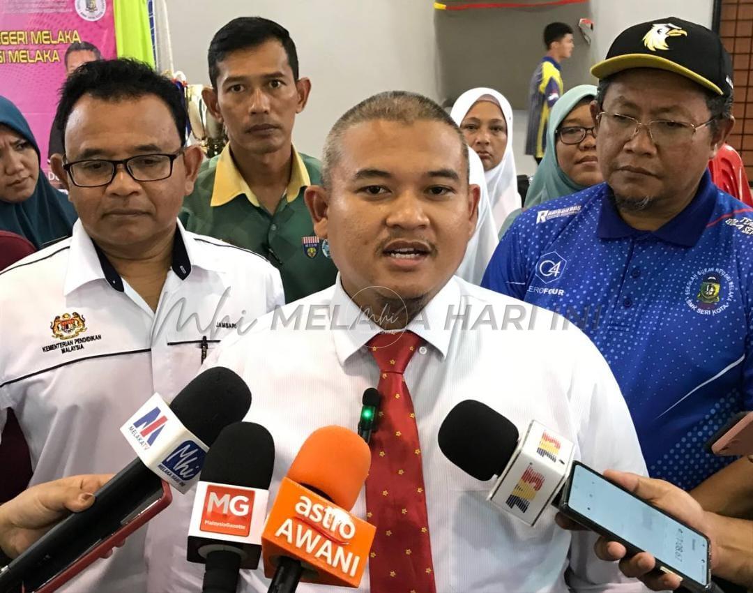 51 guru murung, stres di Melaka akan dipanggil – Exco