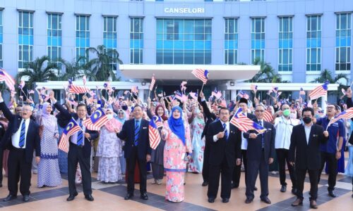 UTeM zahir semangat cintakan negara