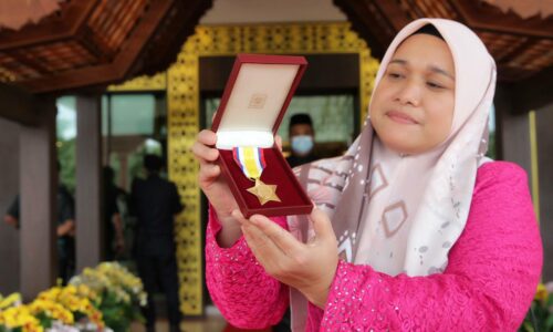 Anak mahu ikut jejak arwah bapa jadi anggota bomba