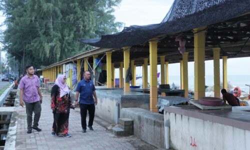 Kak Ina komited jaga imej Pantai Puteri