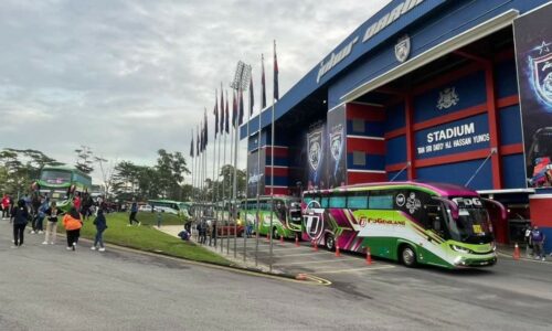 Piala FA: 100 bas bawa 4,000 penyokong JDT berlepas ke Bukit Jalil