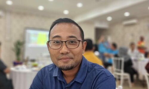 Klinik tenis percuma bermula November