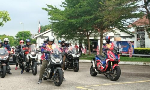 300 ‘bikers’ semarakkan Hari Malaysia 2022