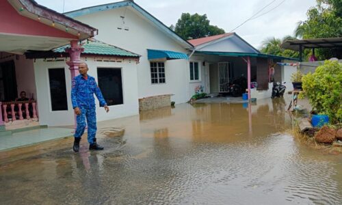 70,000 pegawai, anggota pelbagai agensi ditugaskan hadapi banjir – Hamzah