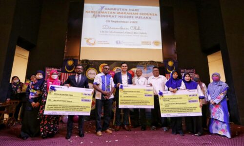 Peniaga makanan ‘home based’ digalakkan ambil suntikan tifoid – Exco