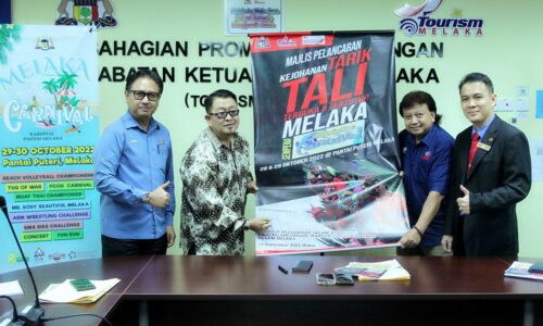 Tarik tali pantai antara tumpuan Karnival Melaka by The Sea 2022