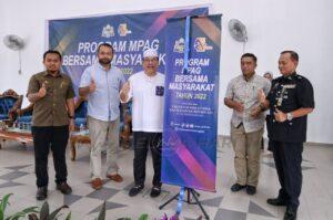 Photo 6159208313825374952 y