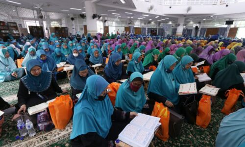 Al-Quran rapatkan ukhuwah