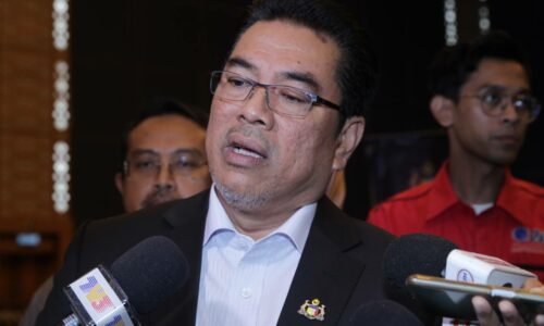 Setiap papan tanda perlu ada  tulisan jawi – KM