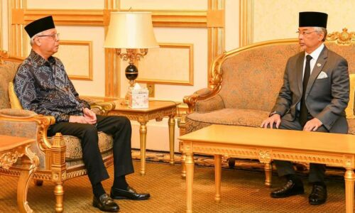 Majlis menghadap PM berkaitan mesyuarat pra-Kabinet – Istana Negara