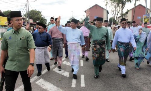 Lebih 5,000 sertai perarakan Maulidur Rasul Melaka