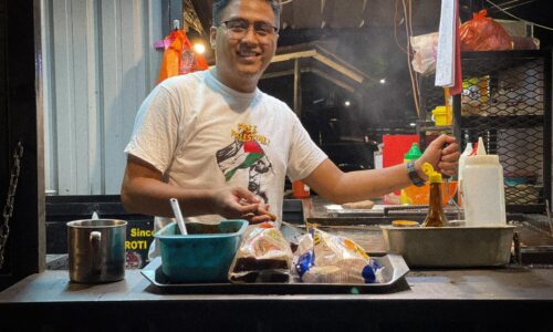 Sudah lima tahun kongsi burger bersama pelanggan