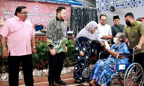 145 keluarga terima sumbangan Deepavali