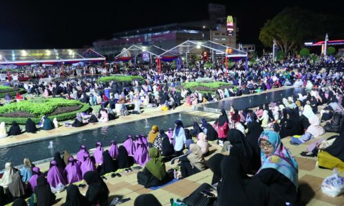 20,000 berselawat