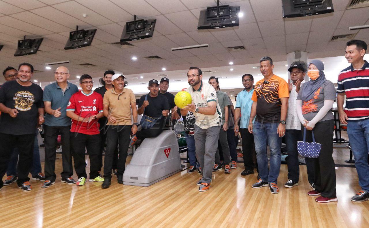 Photo 6188148142768239834 y