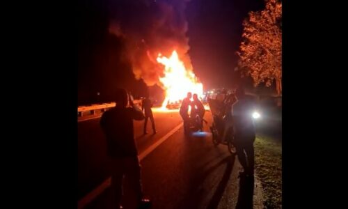 Dua rentung dalam kemalangan empat kenderaan dekat Sedenak