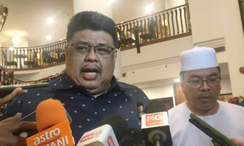 UMNO amal sikap terbuka terima mana-mana individu