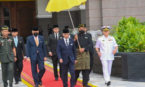 Agong berangkat hadir hari kedua Mesyuarat Majlis Raja-raja ke-260