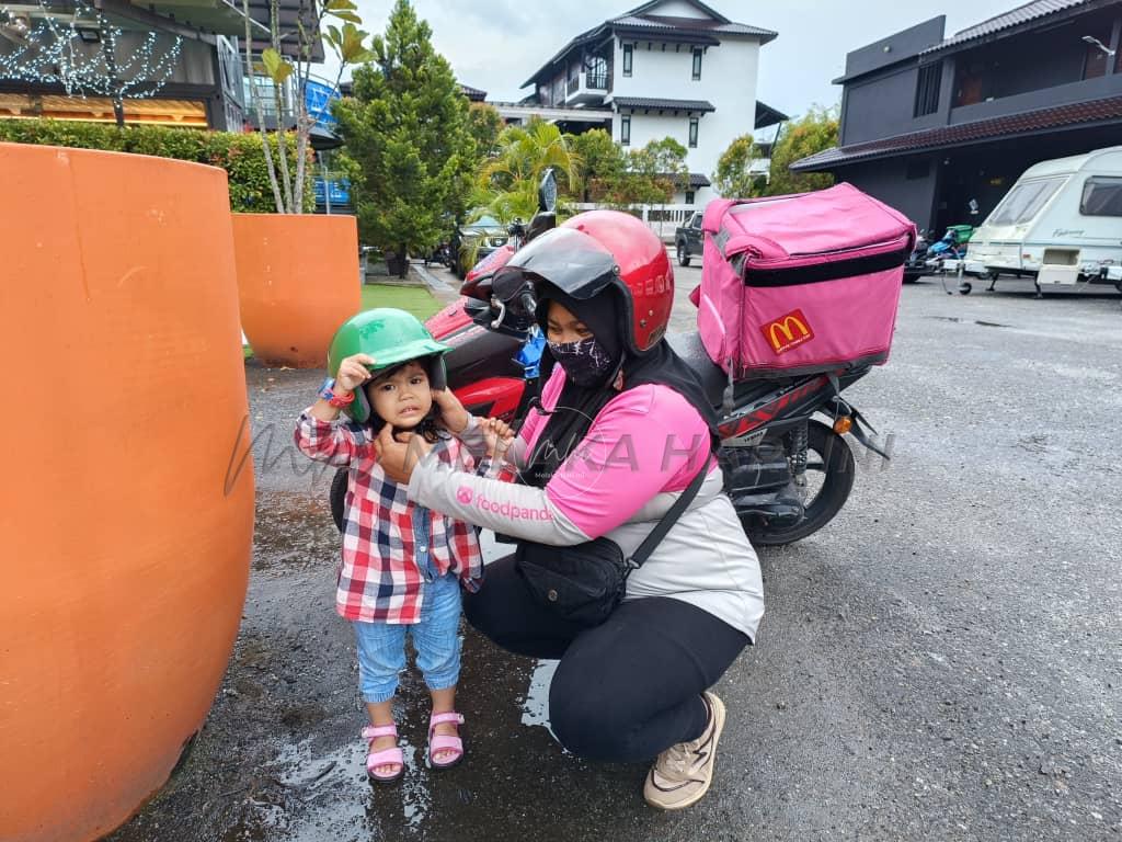 381e61d4 6abb 416b b915 150b079ec069