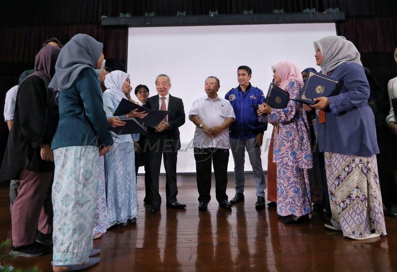 E072bf1a ea5f 4552 9526 9eb900e3124d