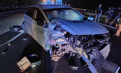 Wanita warga Singapura maut kereta terbabas