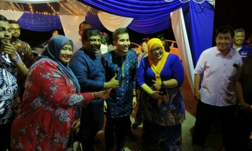 Masyarakat majmuk hadir sambutan Deepavali di Gadek