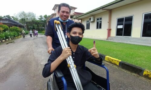 PRU-15: Patah kaki pun boleh ‘pangkah’