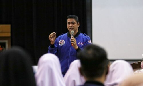 Yayasan Angkasawan Negara sasar 300 pelajar B40 jadi doktor perubatan