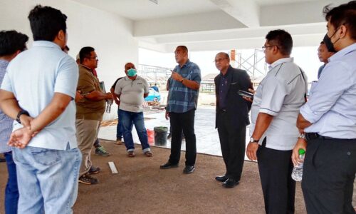 Penantian sekolah menengah pertama Duyong