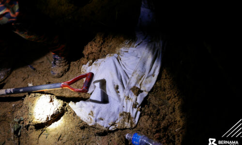 Temukan mayat ibu dan anak berpelukan, pengalaman sukar dilupakan anggota bomba