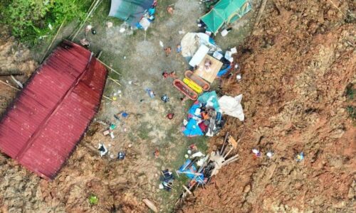 Tanah runtuh: Operasi SAR disambung semula