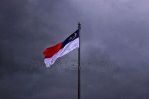 Hujan, cuaca buruk, ribut,