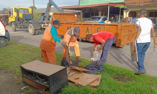 MPAG giat laksana kerja pembersihan pasca banjir