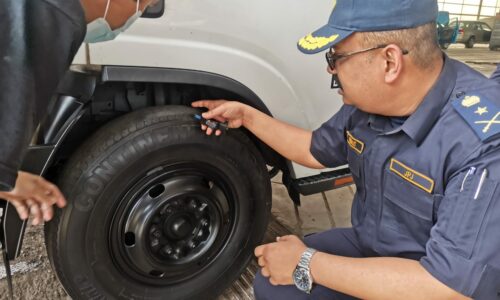 JPJ Melaka beri amaran keras pengusaha, pemandu lori dagang
