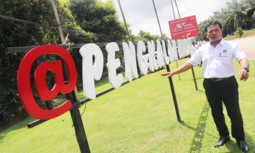 Kekalkan suasana kampung di Ayer Molek