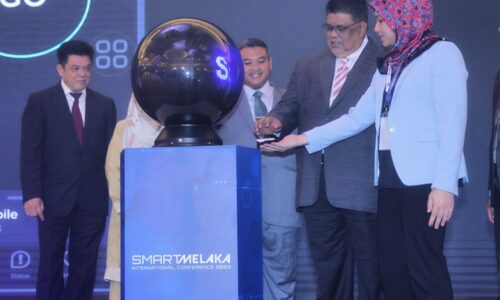 Bangunkan aplikasi ‘Melaka Super Apps’ menuju Melaka Digital – Ab Rauf
