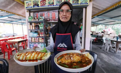 Nasi atau mi gulung kekal rasa sejak 15 tahun