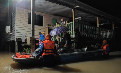 Banjir: Mangsa di Johor dan Sabah meningkat sedikit pagi ini