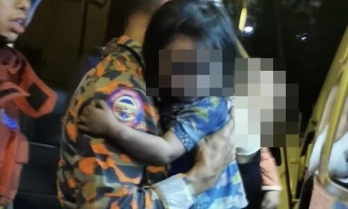 Empat termasuk dua kanak-kanak cedera dalam kebakaran