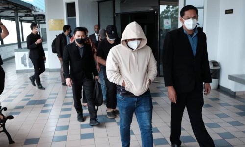 Empat mengaku tidak bersalah kemuka tuntutan palsu Program Penjana Kerjaya