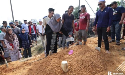 Jenazah dua beradik maut kemalangan di Kahang selamat dikebumikan