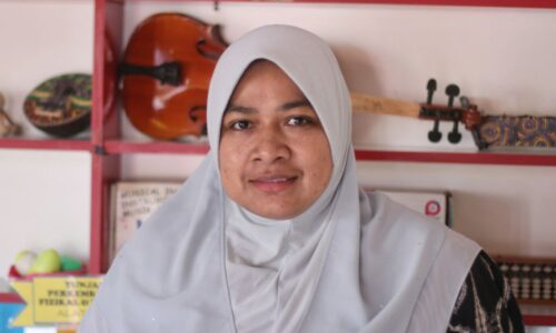 Lihat semula keperluan pemakaian pelitup muka