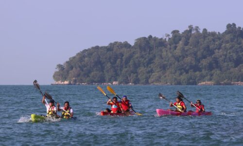 Cari damai di Pulau Besar