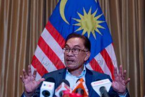 7bff43aa 3fdb 43c7 b463 1fe3ae1d68b1