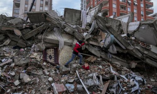 Angka kematian akibat gempa bumi kuat di selatan Turkiye meningkat kepada 42, 310