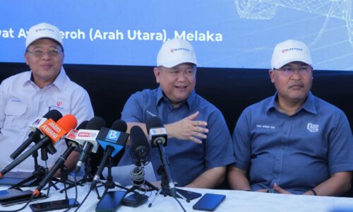 Cadang permudah bayaran tol guna kad debit