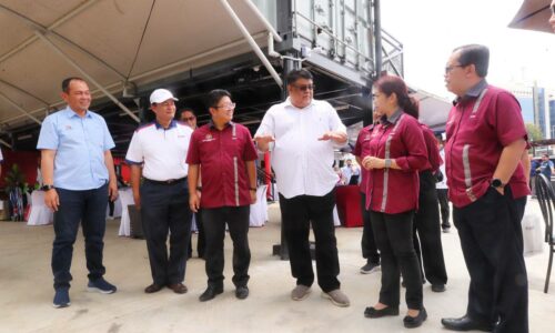 100 usahawan Morten Walk terima insentif berjumlah RM250,000